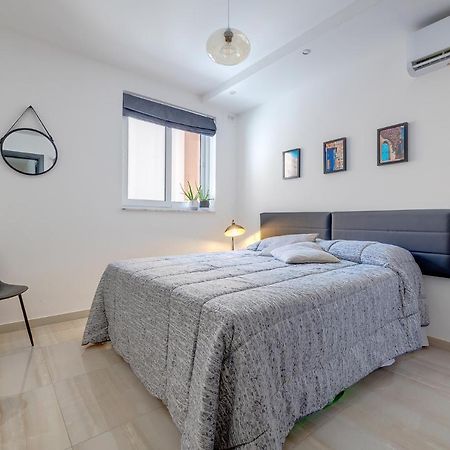 Chic 2Br Apartment, Ideal Location Ta Xbiex Exterior photo